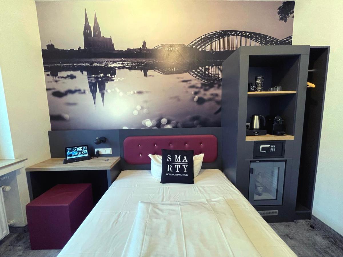 Smarty Cologne Dom Hotel - Boardinghouse - Kontaktloser Self Check-In Exteriör bild