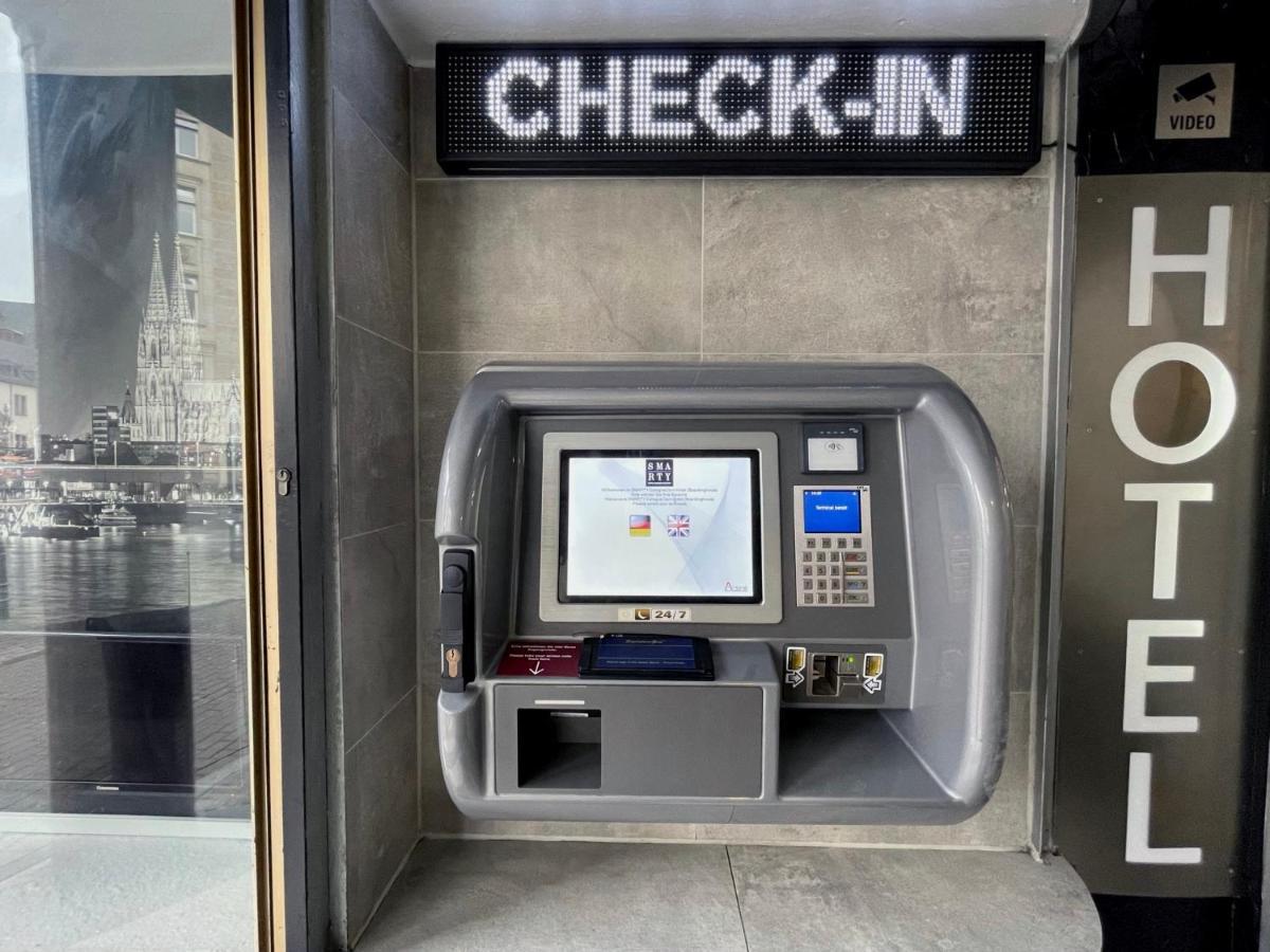 Smarty Cologne Dom Hotel - Boardinghouse - Kontaktloser Self Check-In Exteriör bild