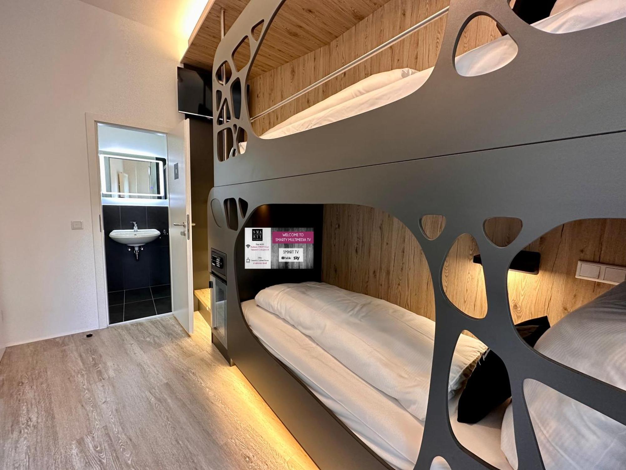 Smarty Cologne Dom Hotel - Boardinghouse - Kontaktloser Self Check-In Exteriör bild