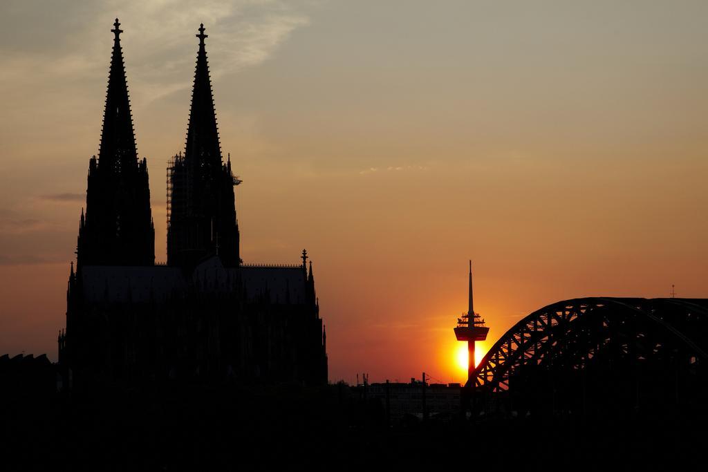 Smarty Cologne Dom Hotel - Boardinghouse - Kontaktloser Self Check-In Exteriör bild