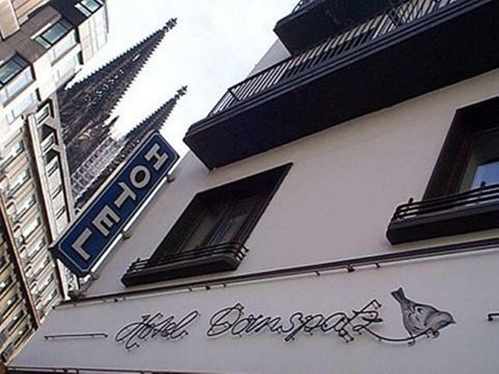 Smarty Cologne Dom Hotel - Boardinghouse - Kontaktloser Self Check-In Exteriör bild